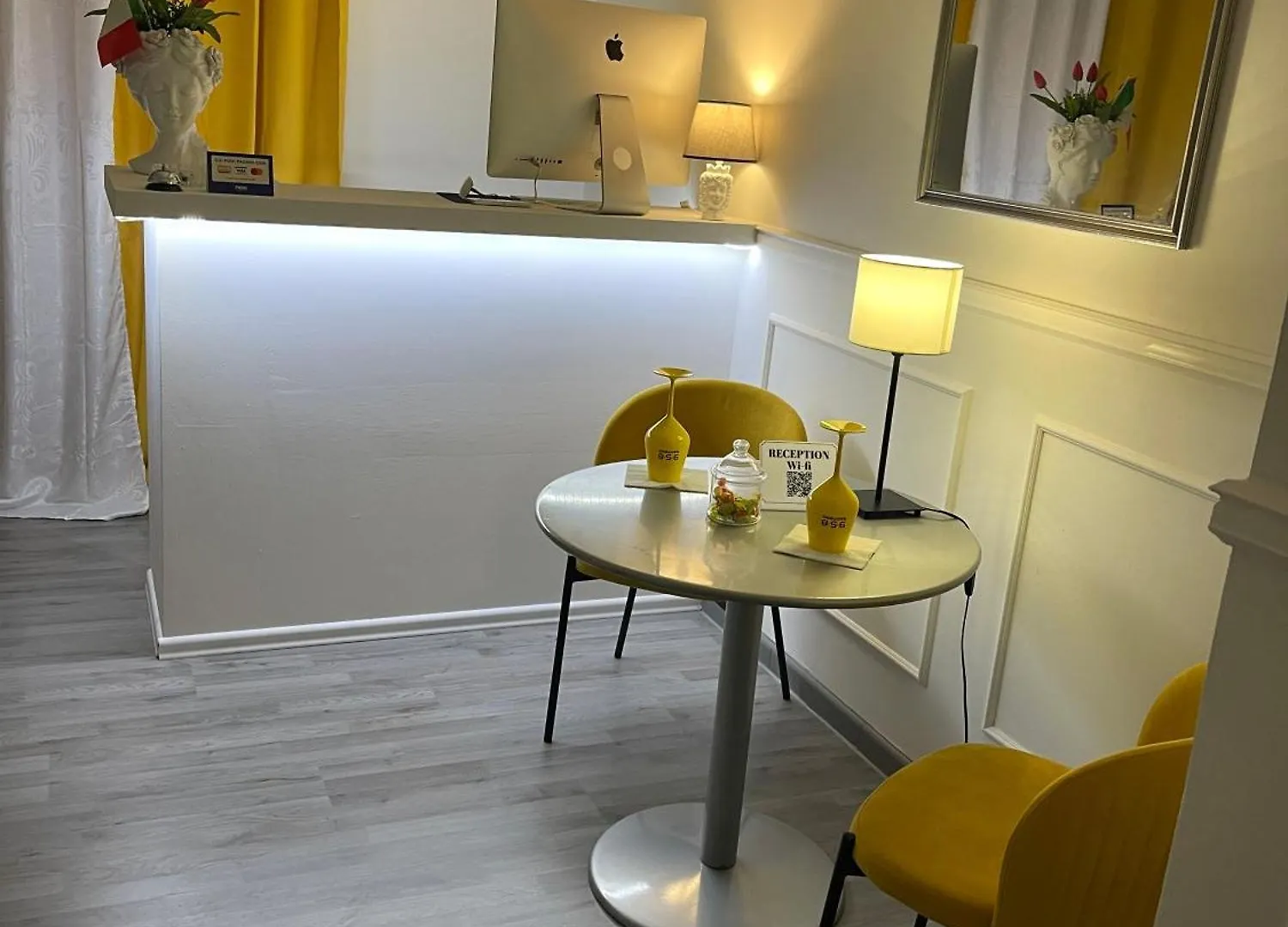 Le Suite Del Lungomare Catania Bed & Breakfast